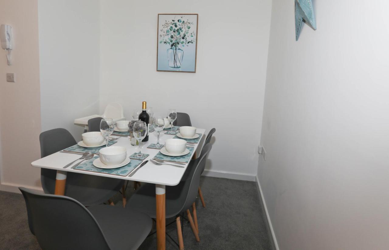 Exmouth - Apartment 2, Strand House - Modern 2 Bedroom Apartment, Perfect Location For Access To Beach & Town Centre - Sleeps 4 Guests - Hosted By Rentmyhouse Kültér fotó
